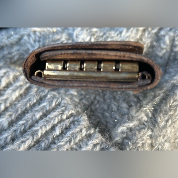 Louis Vuitton Damier Ebene Multicles 4 Key Holder - Picture 4 of 15